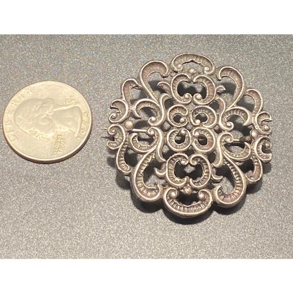 Vintage Sterling Silver Filigree Brooch Pendant Round Ornate Swirled 1 3/4 in - Picture 4 of 7